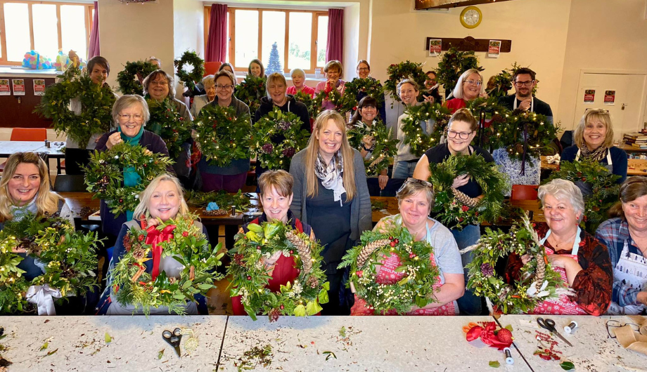 Hospiscare Heroes – From wreath workshops to committed car boot-ers!